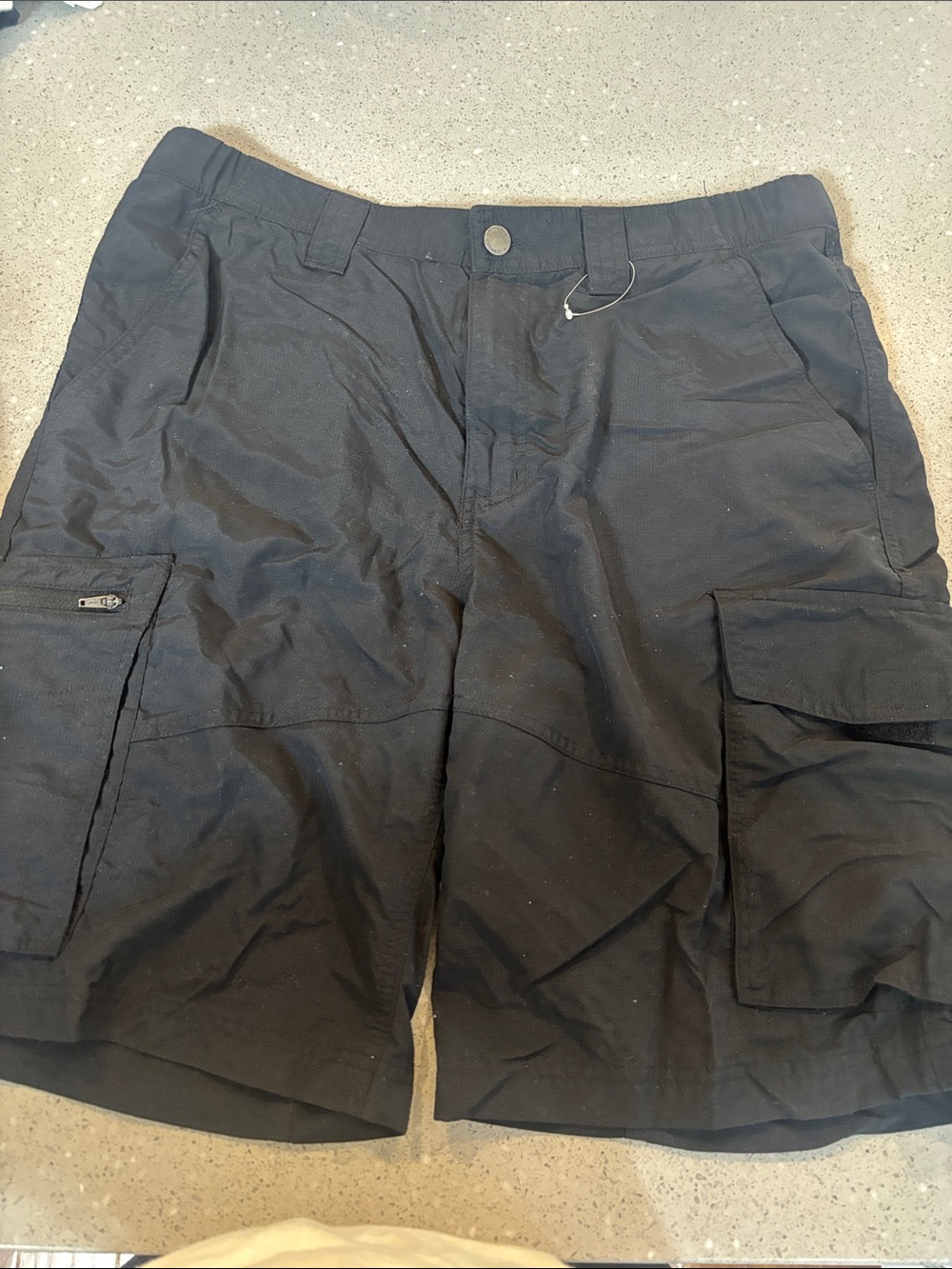 Columbia Men's Black Cargo Shorts